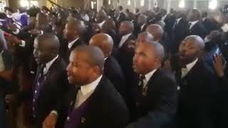 Kumnandi Ukuthembela Kujehova Amadodana Asesheshi