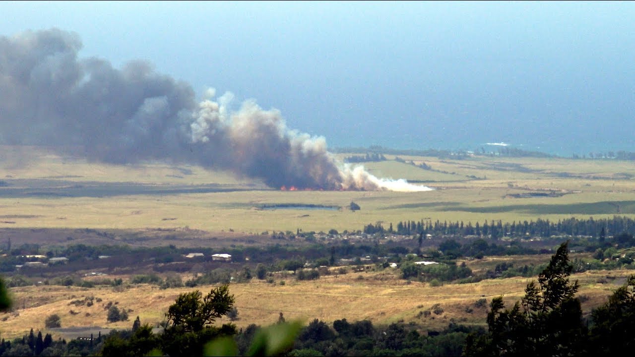 2 500 Acres Brush Fire Central Maui Hawai i July 3rd 2018 YouTube
