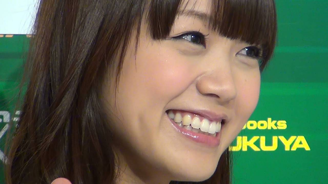 三森すずこ 1st写真集発売記念イベント 高画質版 - YouTube