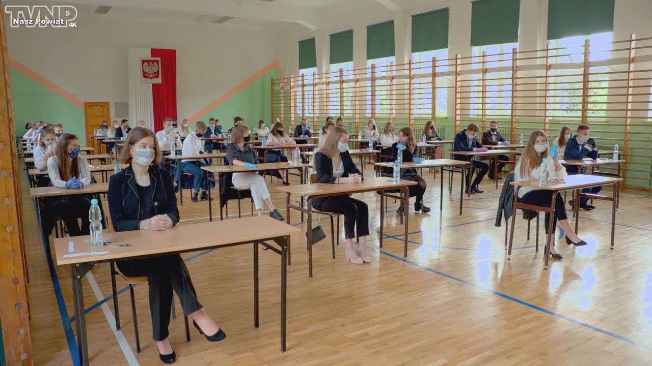 Matura 2020 - I LO w Kozienicach (TVNP 2020.06.08)