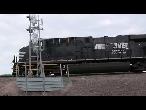 Engineer Amin Ricker in action on RCP&E MTRHU June 15, 2016 - YouTube