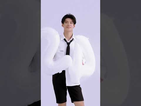 Video Chụp ảnh sinh nhật cho nam | Cách tạo dáng đẹp |#shorts - YouTube