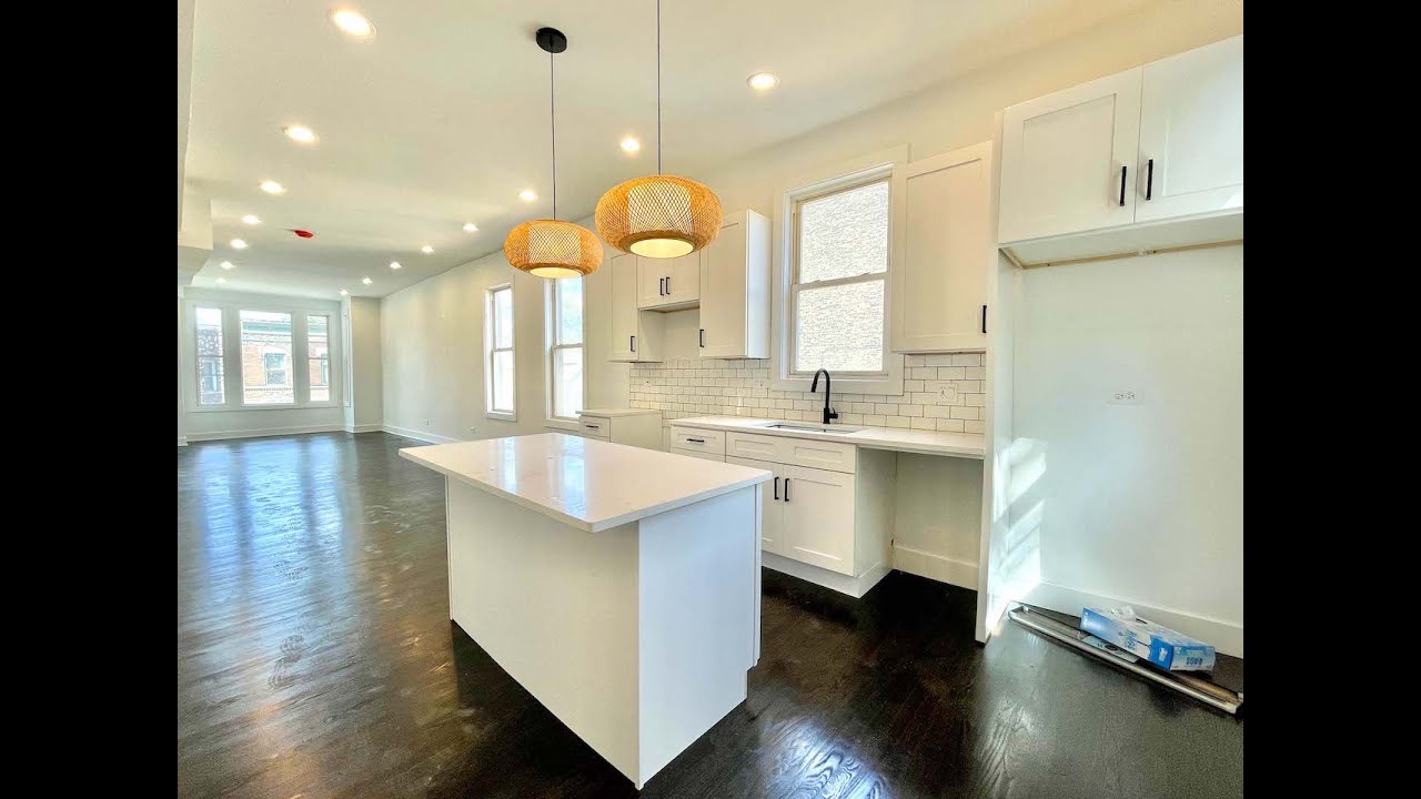 2915 W. McLean 3, 2 Bed 1 Bath Beautiful Remodeled Apartment in Logan/Palmer Square, Chicago