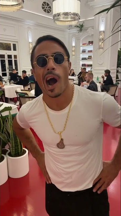 #Shorts Nusr-et Saltbae WOW Steak gold #saltbae #steakhouse #nusr-et #saltlife