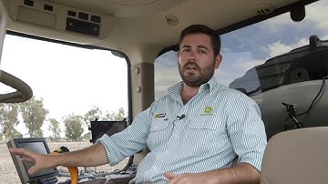 John Deere 4 Series Sprayer CommandView III Cab