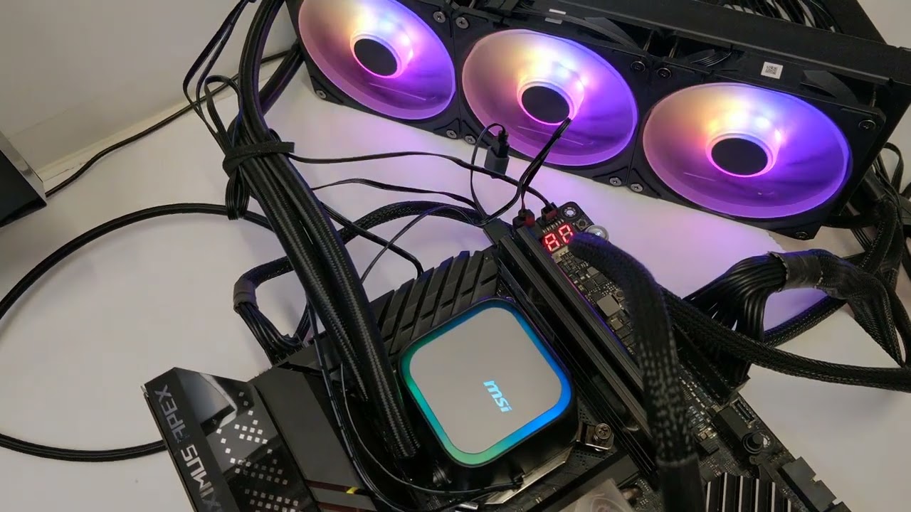 MSI MAG CORELIQUID A13 360 200W