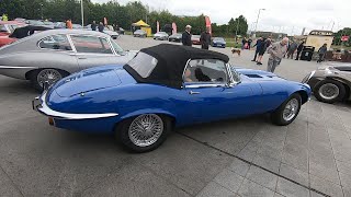 Jaguar E Type Azure Blue V12 Series III from 1974 with very low mileage 440 000 Jaguar E Type Blue Diamond