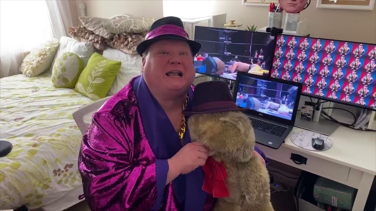 This message comes to you from "Superstar" Sean Davis...