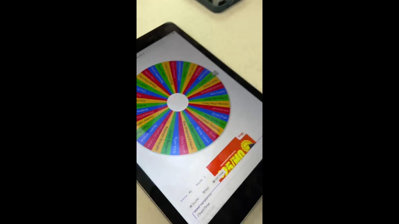 Joey and Benny Unbox Retro Games!