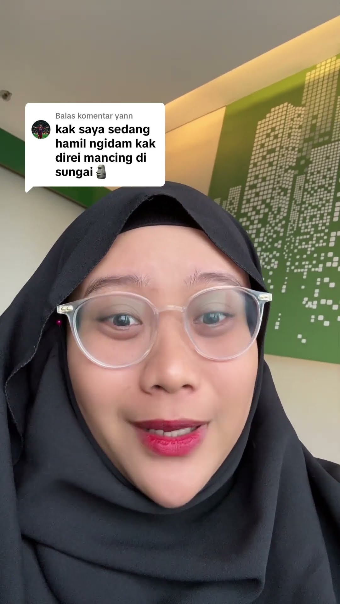 COWO KOK NGIDAM SIH? Btw, tempat kalian hujan nggak?