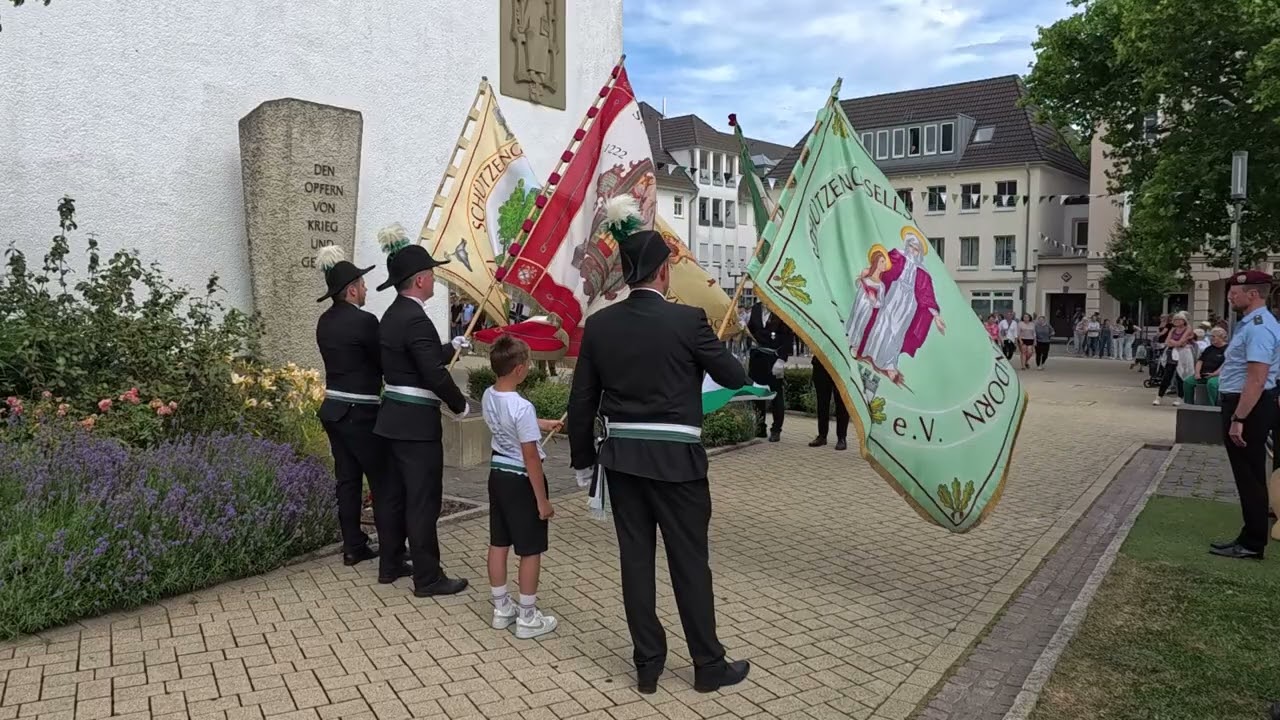 Attendorner Schützenfest 2025   Totenehrung