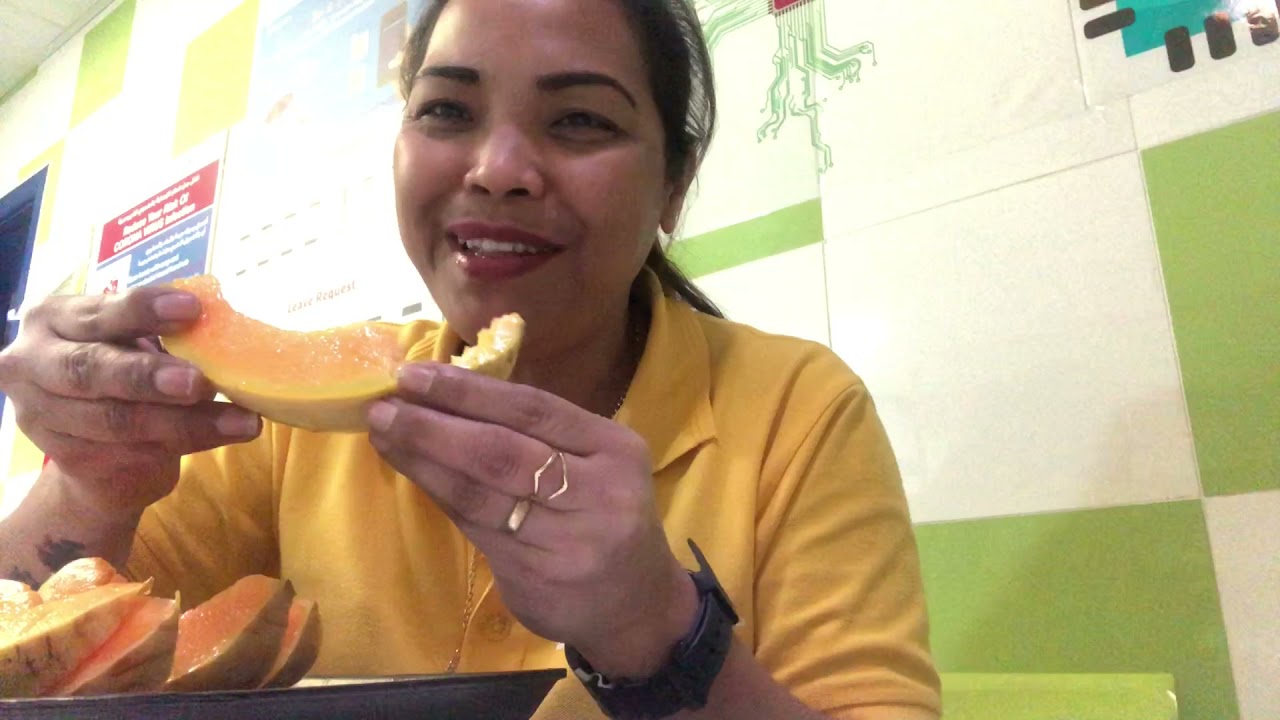 SWEET MELON IS GOOD FOR DIET? l FRESH FROM LOCAL FARM IN BAHRAIN YouTube