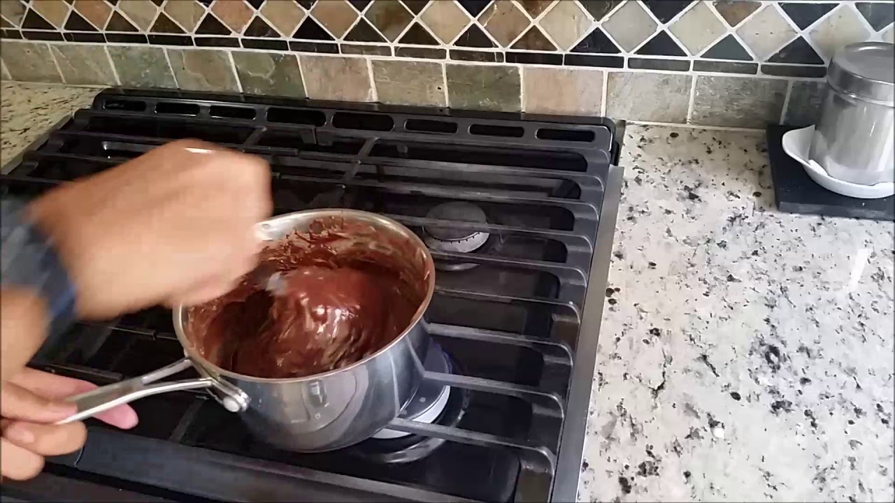 Easy 10 Minute Chocolate Fudge