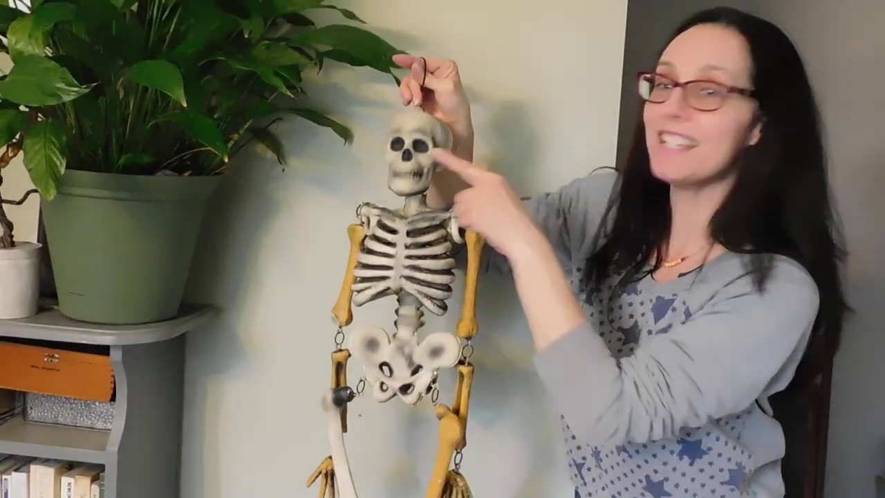 Head, Shoulders, Knees, and Toes in French with Miss Jenn YouTube