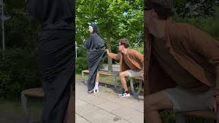 Awkward Moment Becomes A Lesson In Respect And Humanity 💛 Resimi