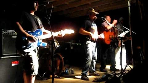 Terry Leblanc sings with Border Line