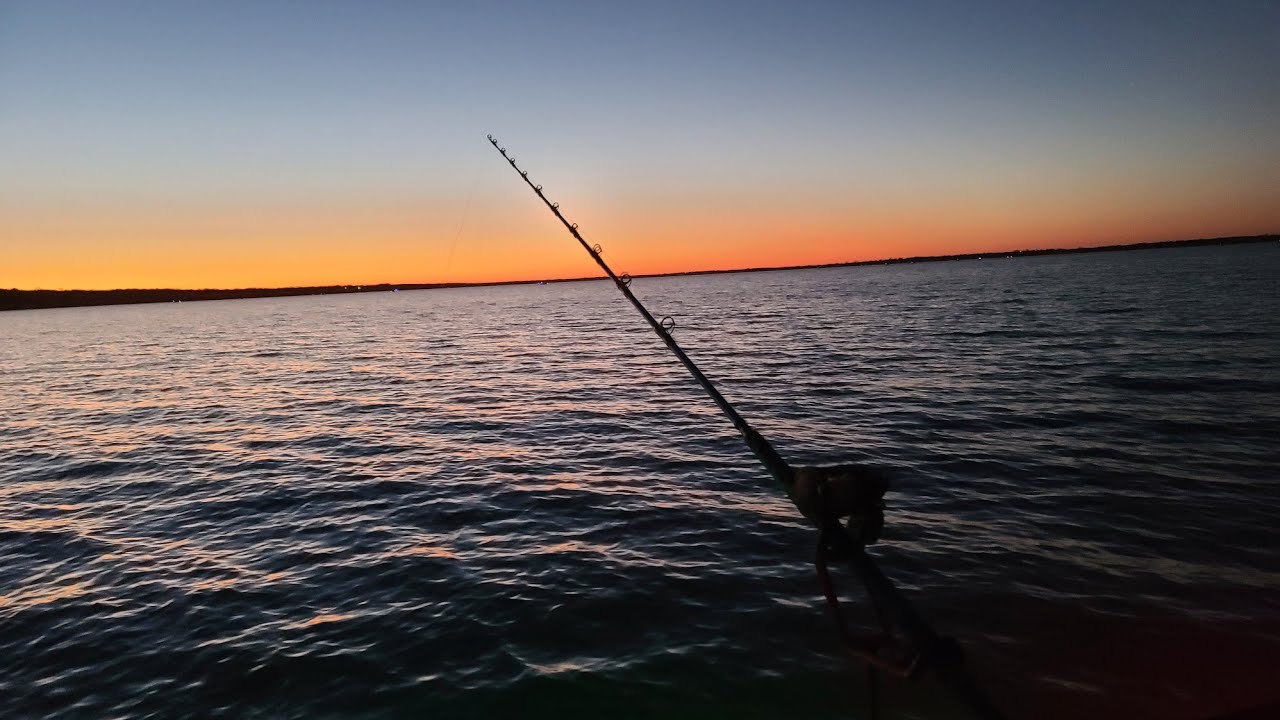 Sluggish Cold Water Catfish (Milford Lake KS) YouTube