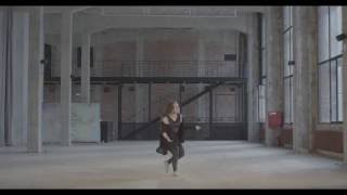 Albina Kabalina - Dance Improvisation (On-The-Go - Wake Up Call)
