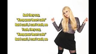 MEGHAN TRAINOR - MARRY ME(LYRICS VIDEO)