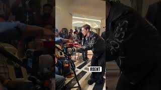 Kpop Singer Jackson Wang Distributing Sweets To The Media Jackson Wang Gbad Album Mumbai