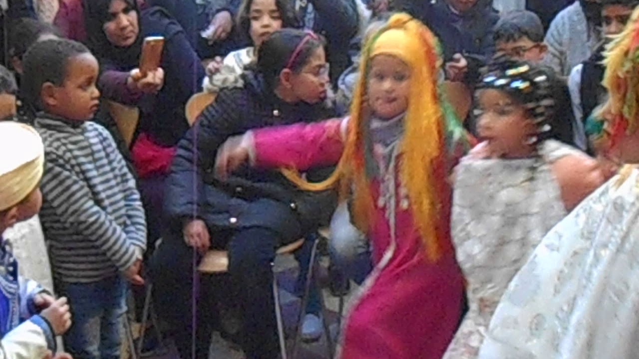 رقصة احيدوس لاطفال روض الزهور ارفود راس السنة المازيغية كميرا شاعر الملك ارفود