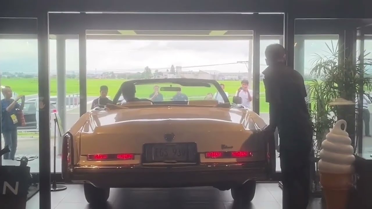 ジャイアント馬場の愛車キャデラックを諏訪田製作所から搬出】2024年7