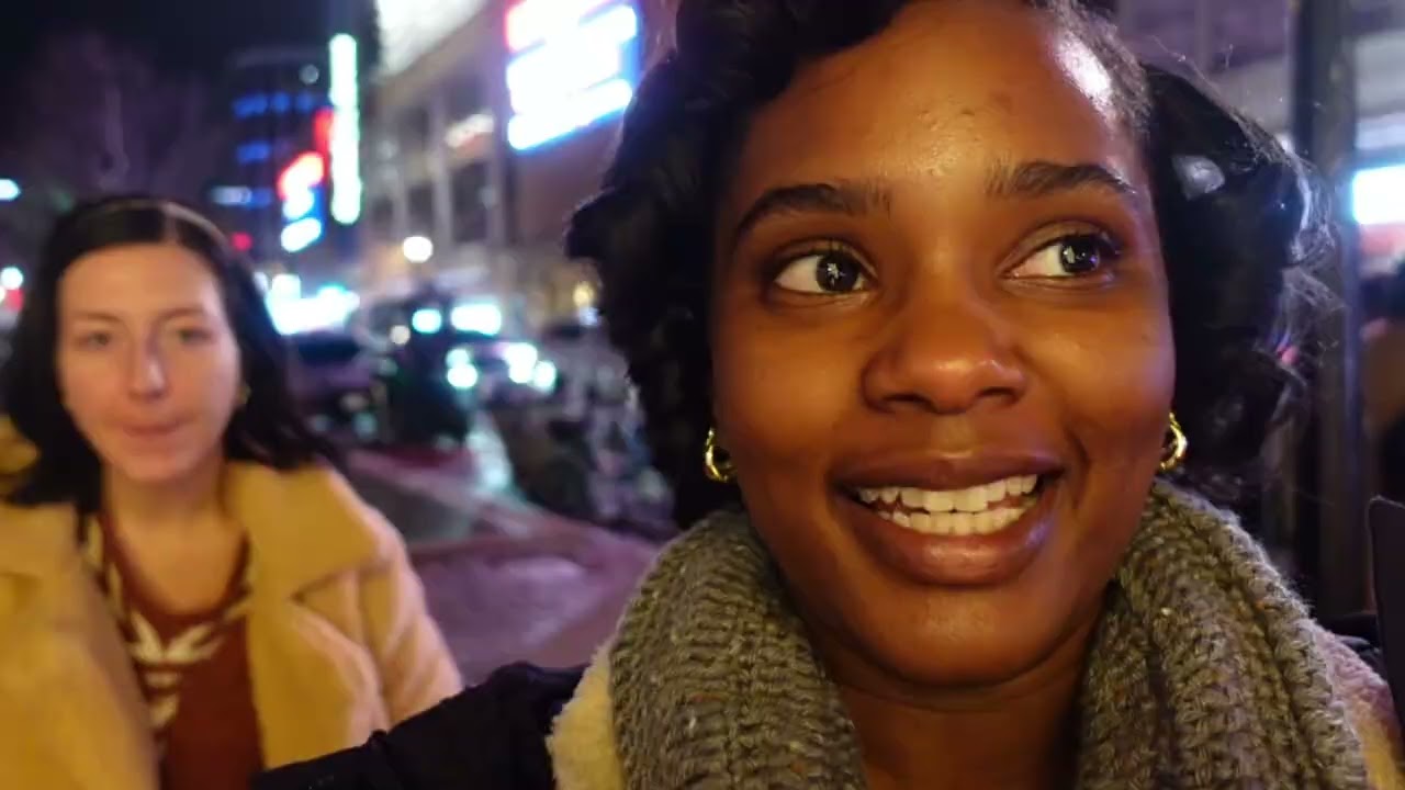 Vlogmas | christmas markets, oner Active Haul, flight attendant life during the holidays