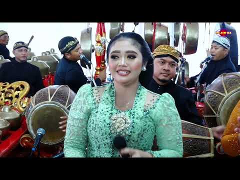 ROSO TRESNO voc ; DEWI MAYANG // CINDE LARAS