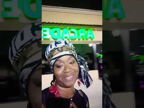 Donald Trump के सबसे पहले Hotel Casino Plaza पर चला हथौड़ा | America | Breaking News