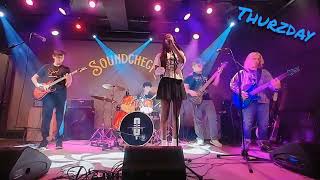 Thurzday covers "Smooth Criminal " by Michael Jackson and Alien Antfarm.