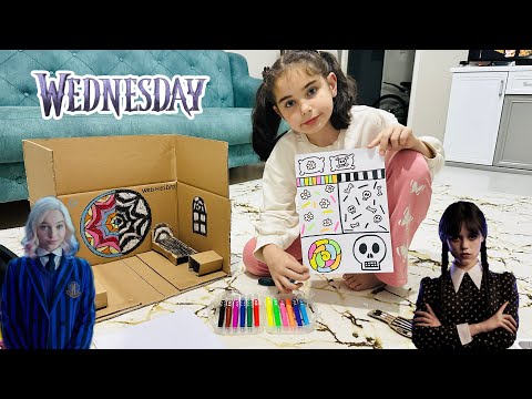 WEDNESDAY EVİNE EŞYALAR ÇİZİP BOYADIK !! VE DEKORE ETTİK | ELİF SİNEM