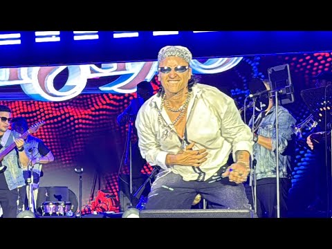 Elvis Crespo en vivo - Tu sonrisa - Sanse 2025
