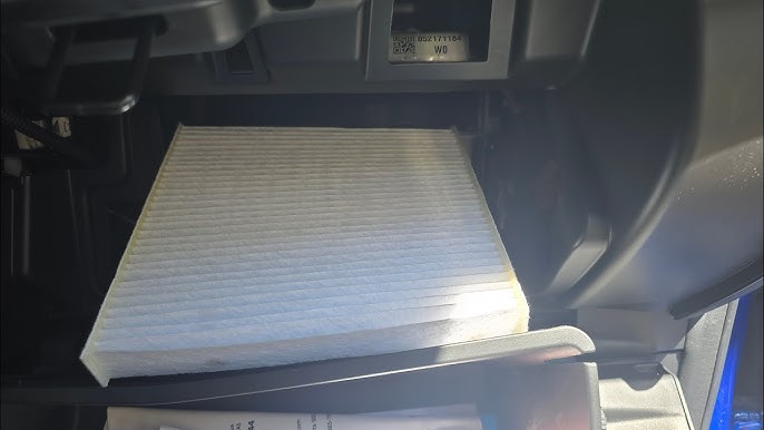 How to Easily Replace Cabin Air Filter in Honda Civic: Quick Guide