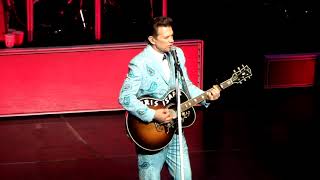 Chris Isaak - Two Hearts LIVE 2015