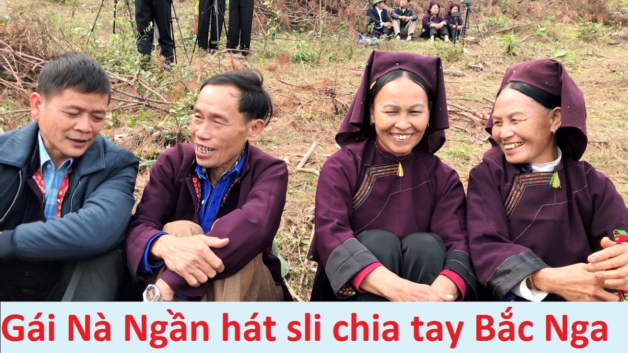 .Gái Nà Ngần và trai Quảng Lạc hát sli hội Bắc Nga - m9