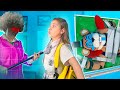 Trailer! How can Xenia bring his Fnaf Animatronic to school! Funny moments!