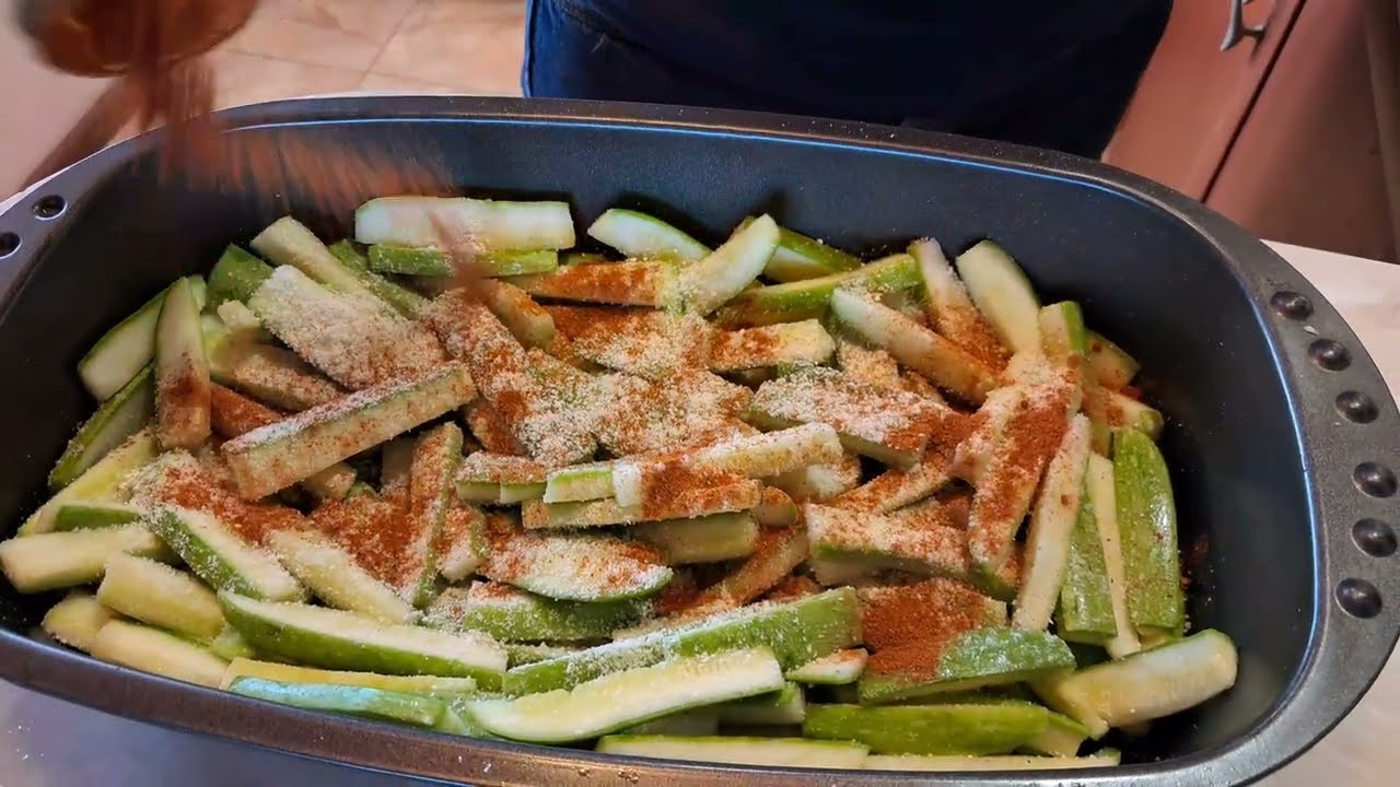Тиквички с пармезанова коричка в еър фрайер Косори. (Cosori Air Fryer Zucchini with Parmesan Recipe)