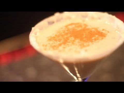 how-to-make-a-martini-with-kahlua-&-baileys-:-gourmet-cocktails-&-dessert-martinis