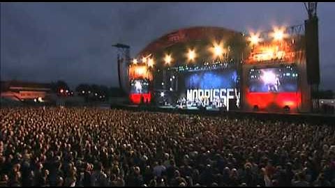There Is a Light That Never Goes Out Live version - Live performance video thumbnail