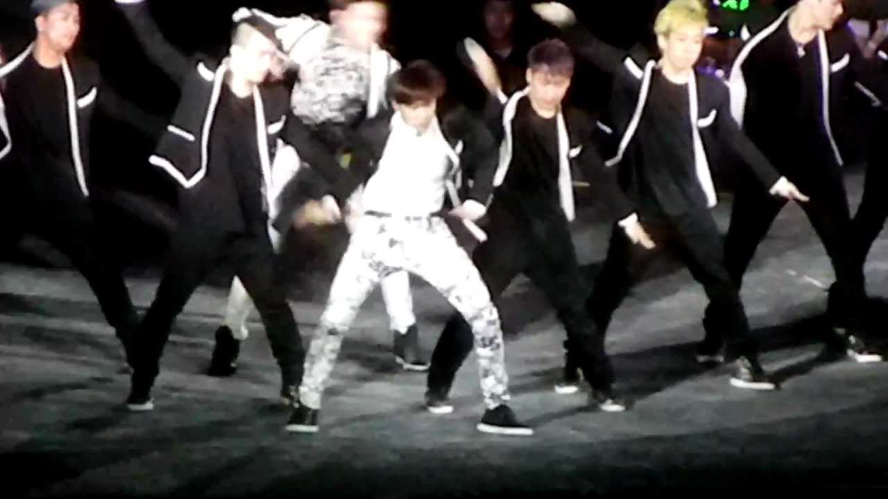 Fancam - DBSK - Rising Sun [SMTown SG] (121123)