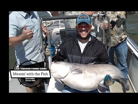 Family fishing with Keith Parks of Messin' with the Fish Guide Service lake  Tawakoni Texas 