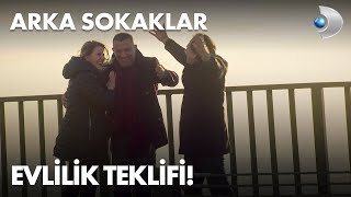 Mesut, Selin'e bir kez daha evlenme teklif etti! - Arka Sokaklar 611. Bölüm