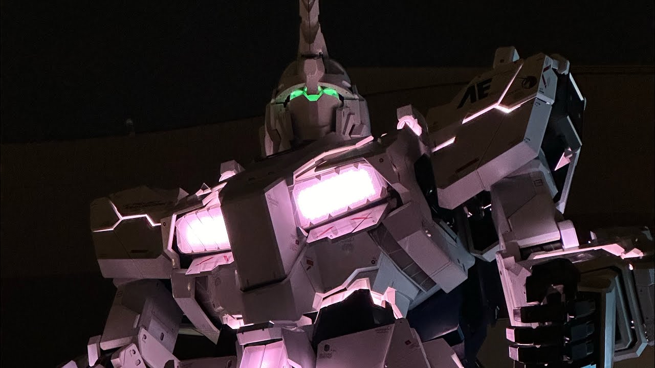 THE LIFE-SIZED UNICORN GUNDAM STATUE - GUNDAM:BEYOND