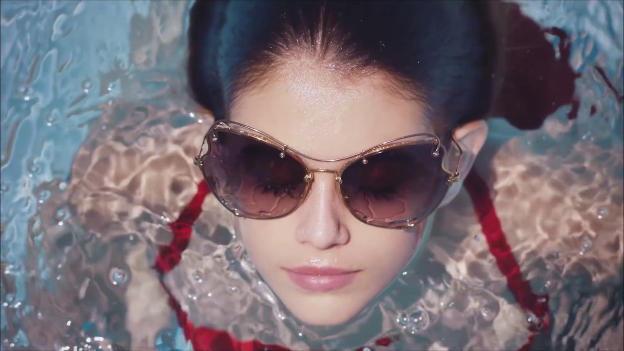 MIU MIU SCENIQUE / Carlos Primero OPEZ