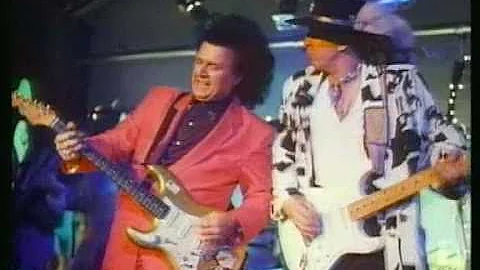 Stevie Ray Vaughan & Dick Dale - Pipeline (1987)