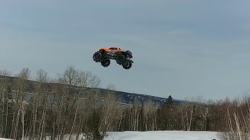 Traxxas X-maxx - Awesome Snow Jump In Slow Motion!