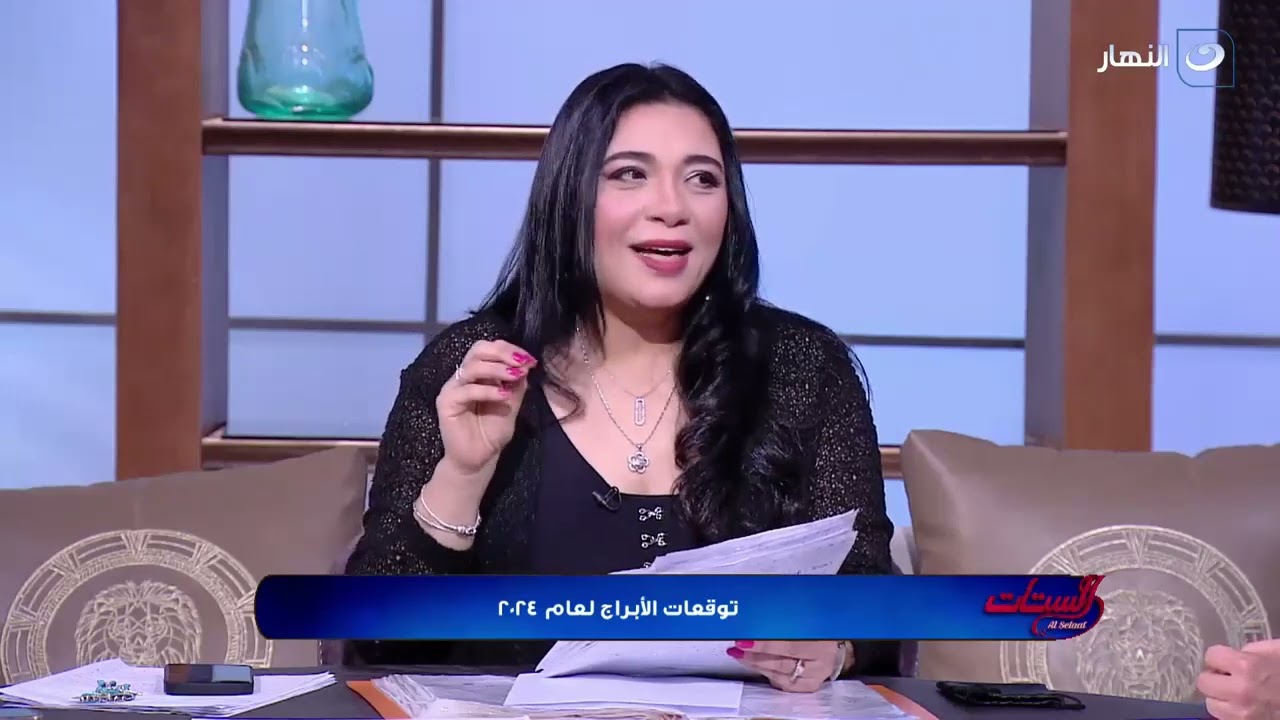 انتعاشة مالية وجواز لـ الأسد في 2024.. مكاسب من تغيير عملة وصداقة تتحول لـ حب وارتباط