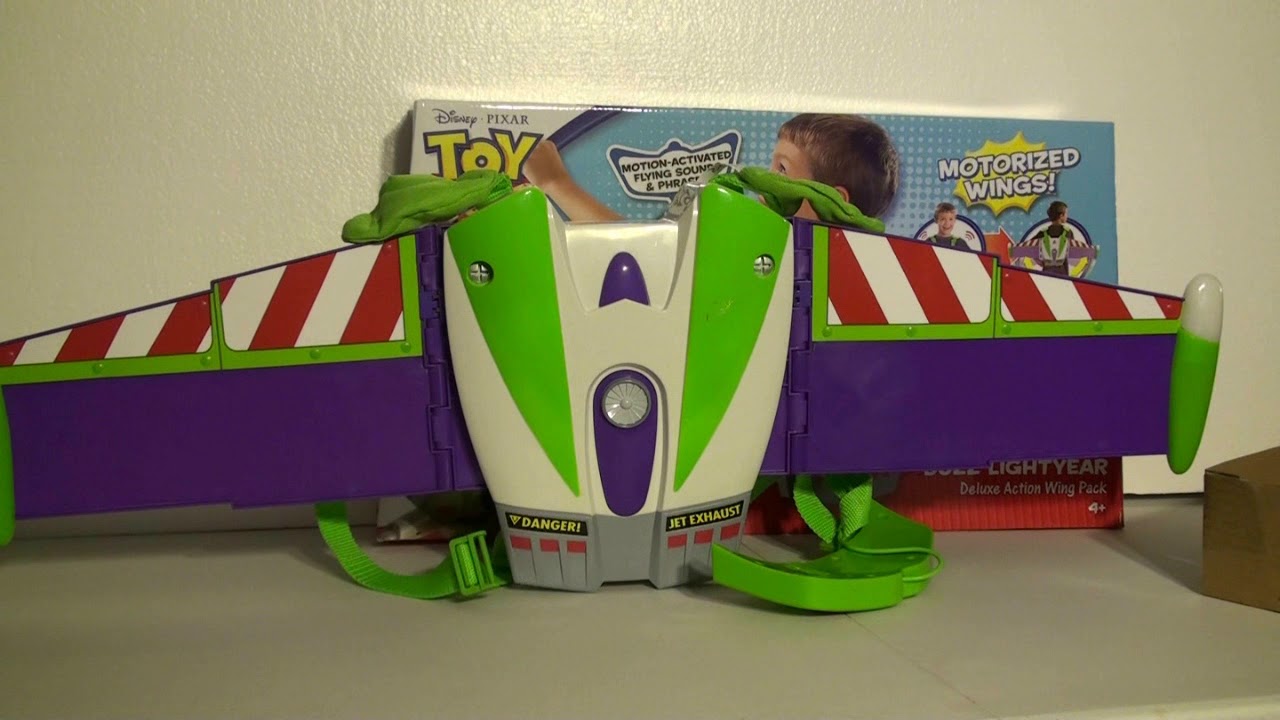 Toy Story Buzz Lightyear Deluxe Action Wing Motorized Wing Jet Pack ...