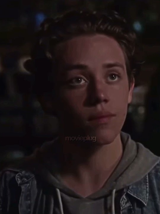 Carls revenge.. 😅 #shorts #shameless #carlgallagher #fionagallagher #debbiegallagher #netflix