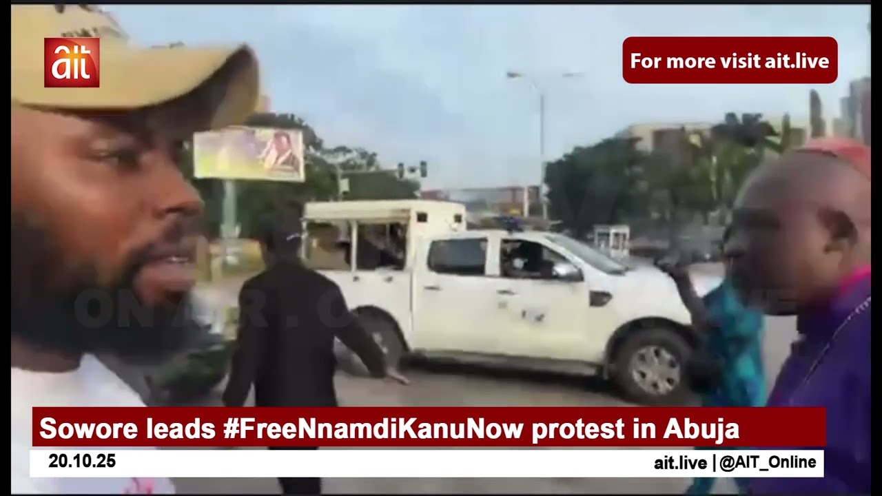 Соворе возглавляет акцию протеста 